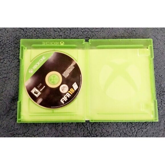 FIFA 18: Ronaldo Edition Microsoft Xbox One 2017 - Picture 3 of 3